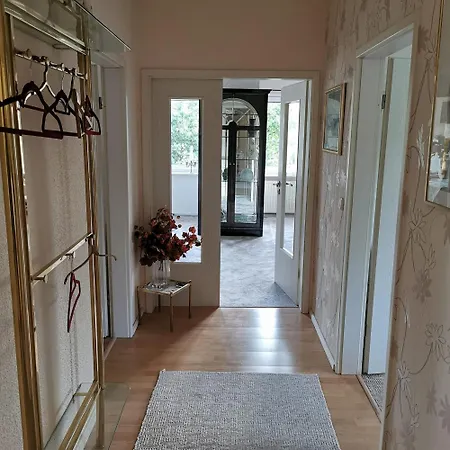 Grosse In Ruhiger Lage Mit Bergpanorama