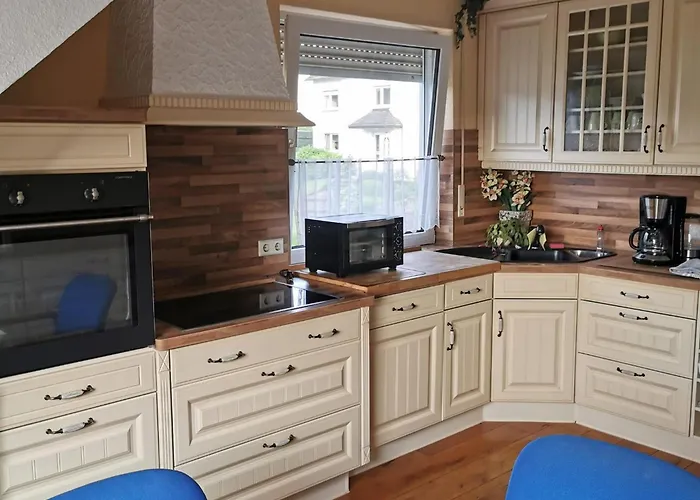 Große In Ruhiger Lage Mit Bergpanorama *