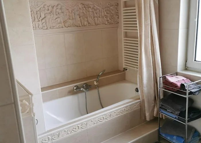 Grosse In Ruhiger Lage Mit Bergpanorama *