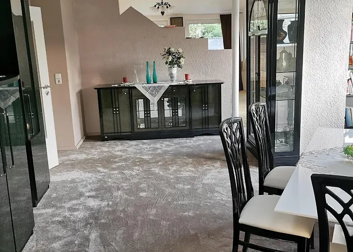 Grosse In Ruhiger Lage Mit Bergpanorama *